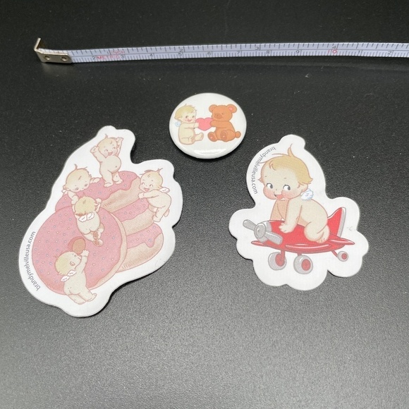 Brandy Melville Pin and 2 Stickers - Picture 6 of 7